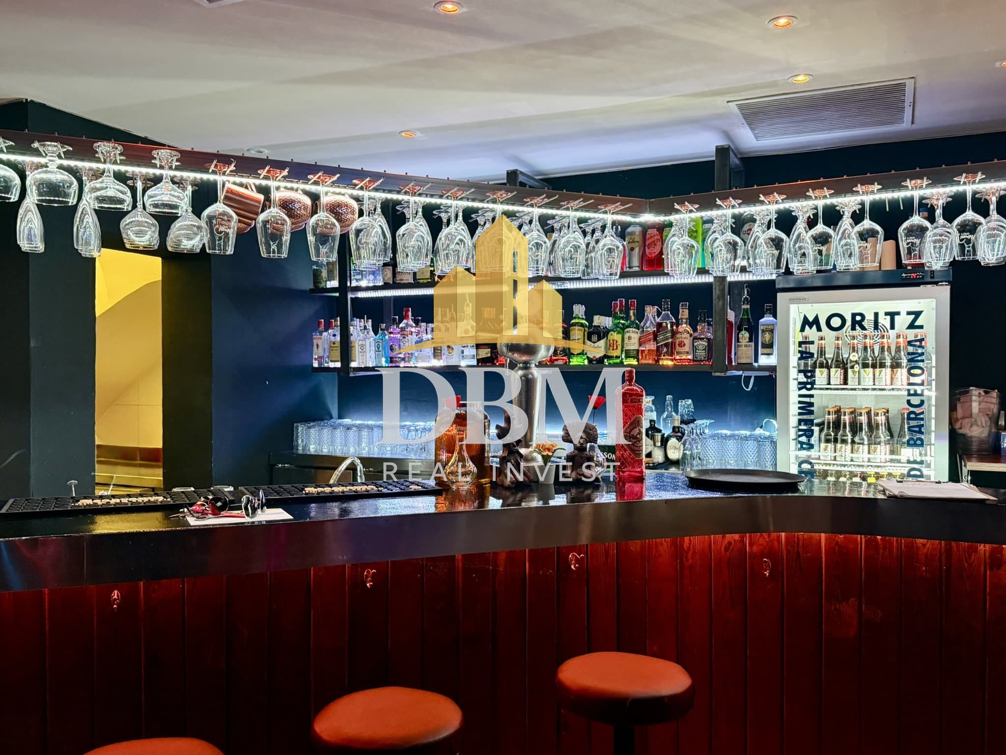 Bar, bar de copas en traspaso en Vila de Gràcia, Barcelona