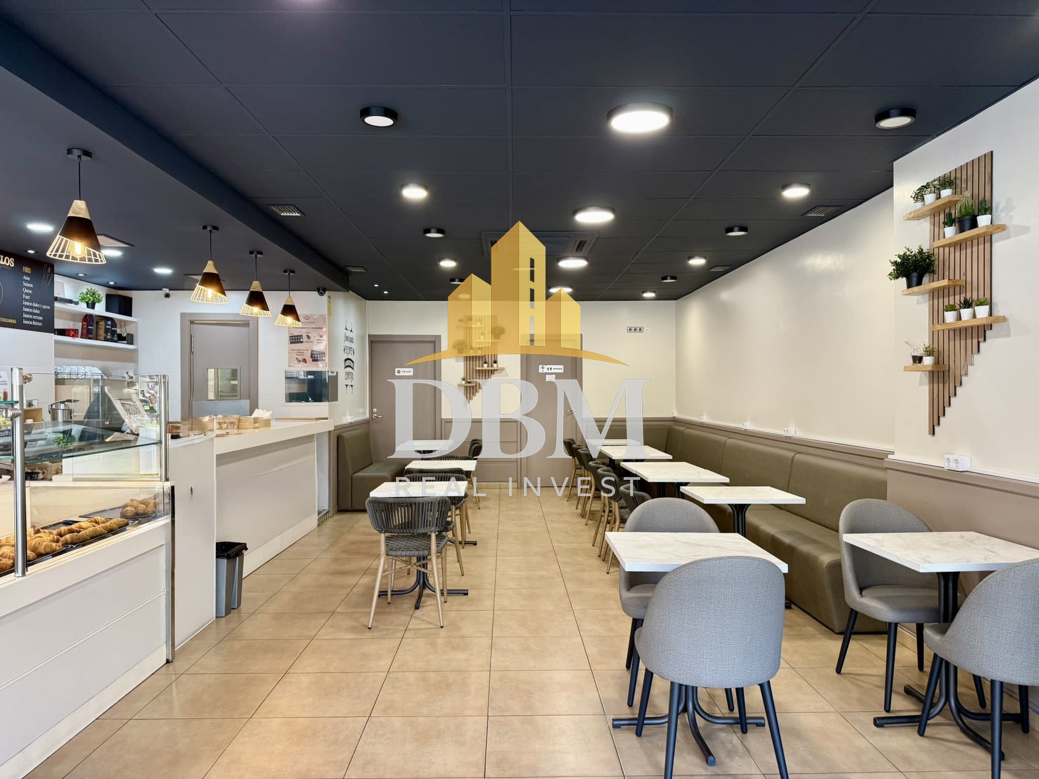 Cafetería, panadería en traspaso en Les Corts, Barcelona